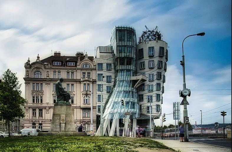 Dancing House (Tančící dům), Prague, Czech Republic (Czechia)